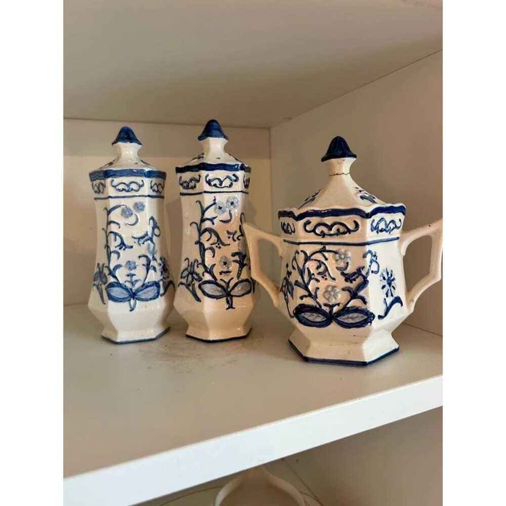 Cottagecore Vintage Blue Floral Hexagonal Sugar Bowl + Shakers Set Japan